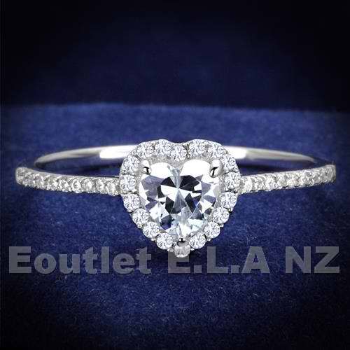 HEART CLUSTER SOLID SILVER RING-size 7